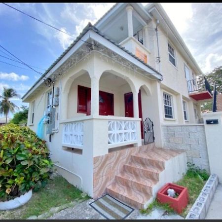 Carmen Apartment Bridgetown Dış mekan fotoğraf