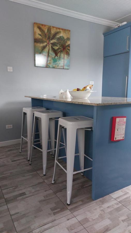 Carmen Apartment Bridgetown Dış mekan fotoğraf