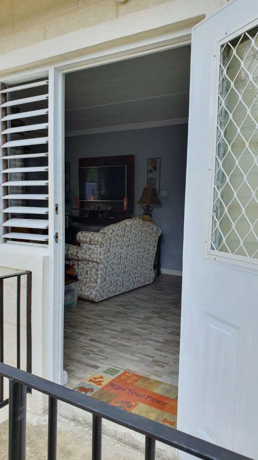 Carmen Apartment Bridgetown Dış mekan fotoğraf